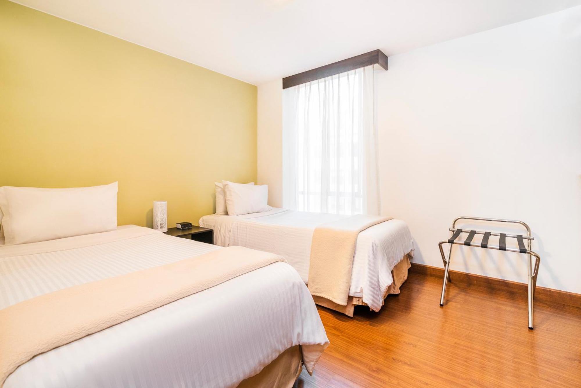 Lloyds Apartasuites Parque 93 보고타 외부 사진