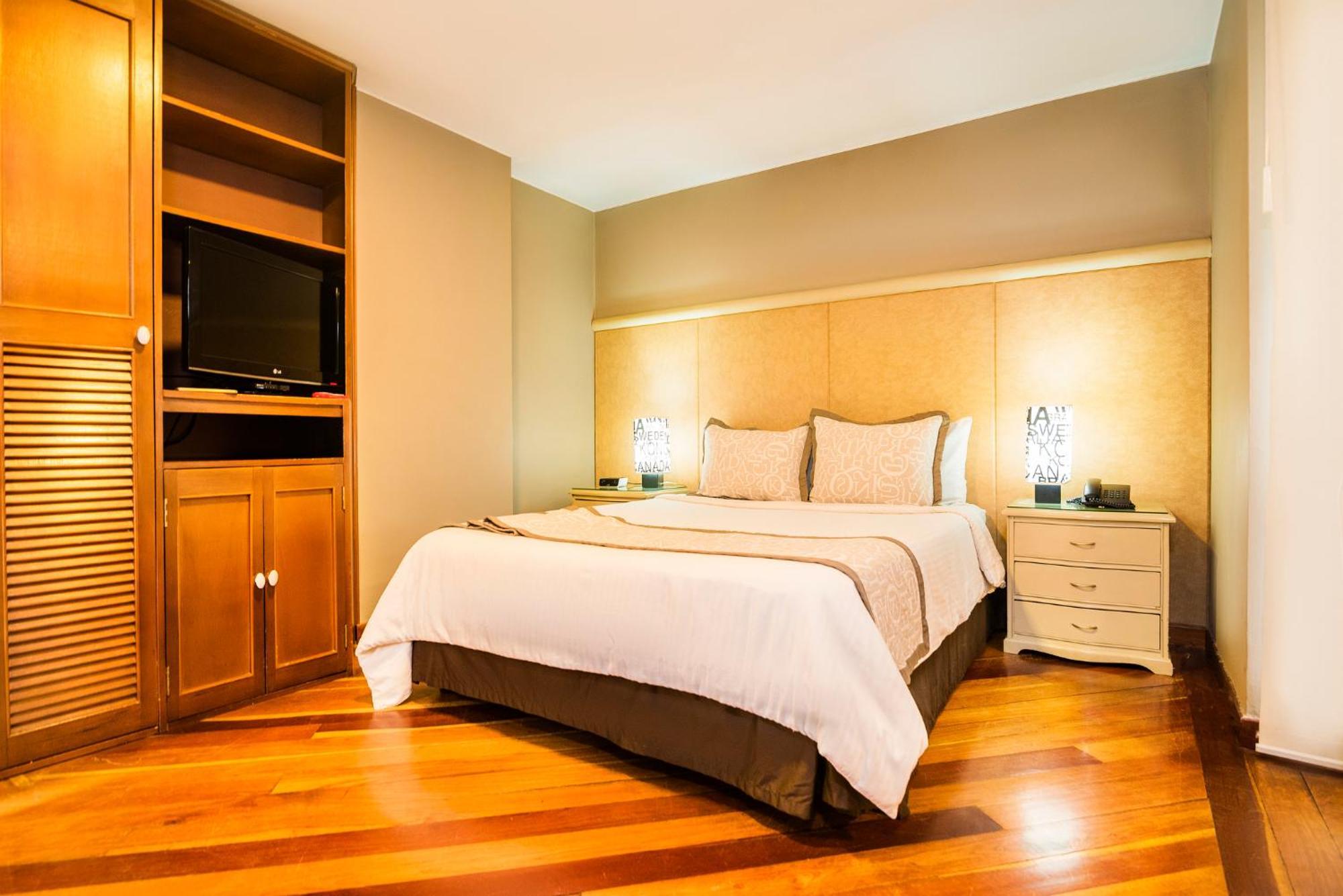 Lloyds Apartasuites Parque 93 보고타 외부 사진