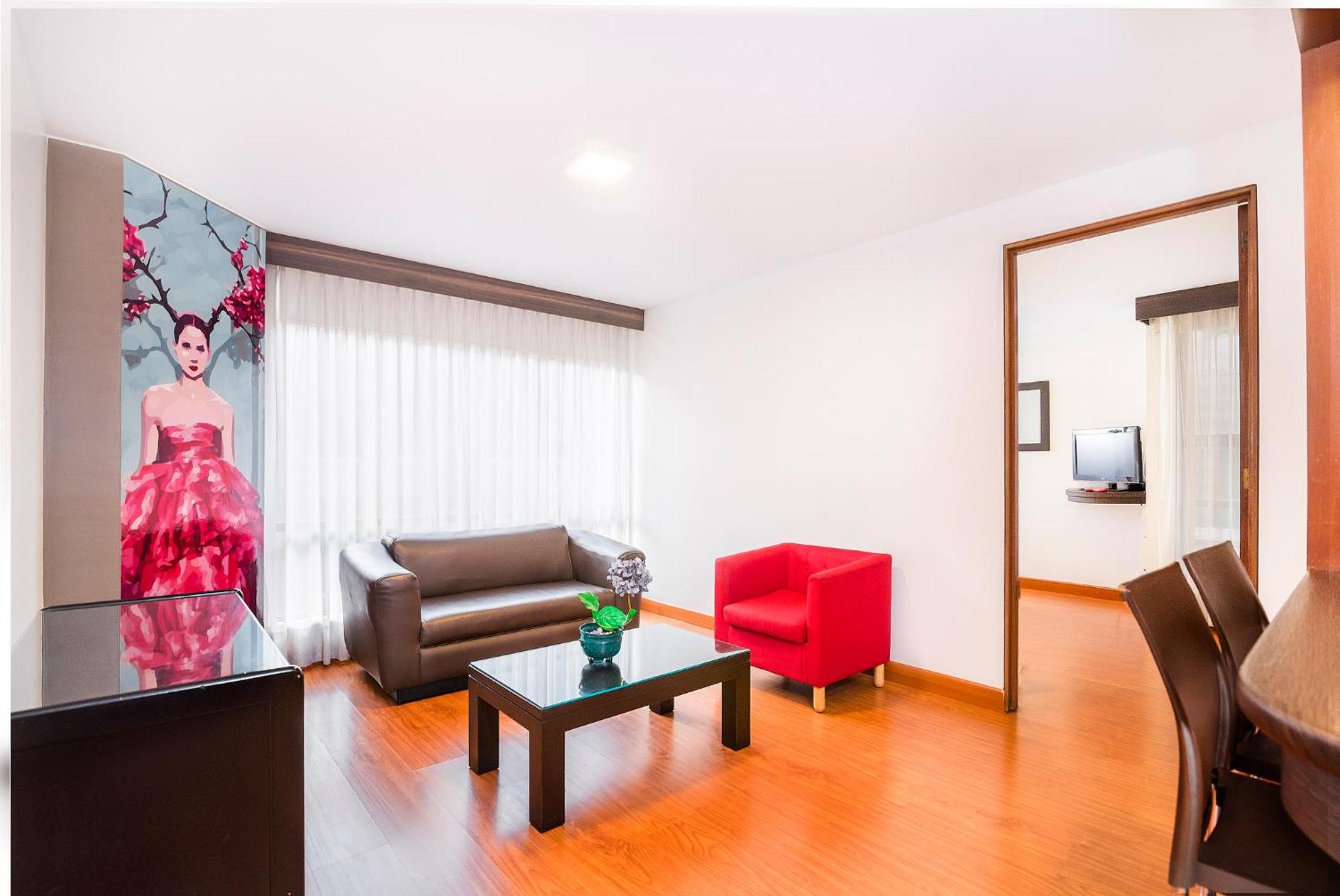 Lloyds Apartasuites Parque 93 보고타 외부 사진