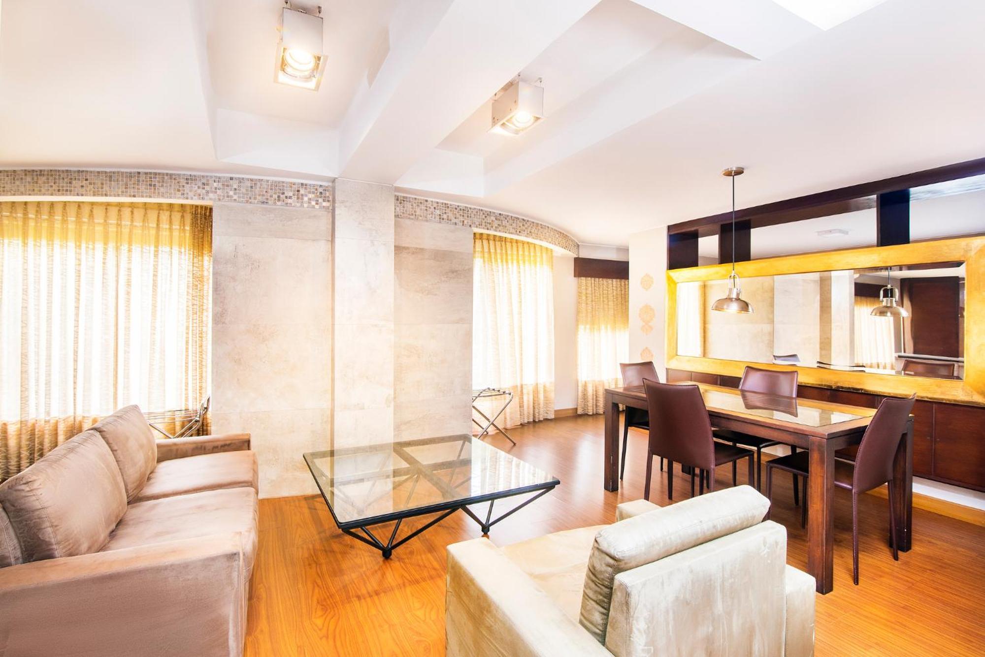 Lloyds Apartasuites Parque 93 보고타 외부 사진