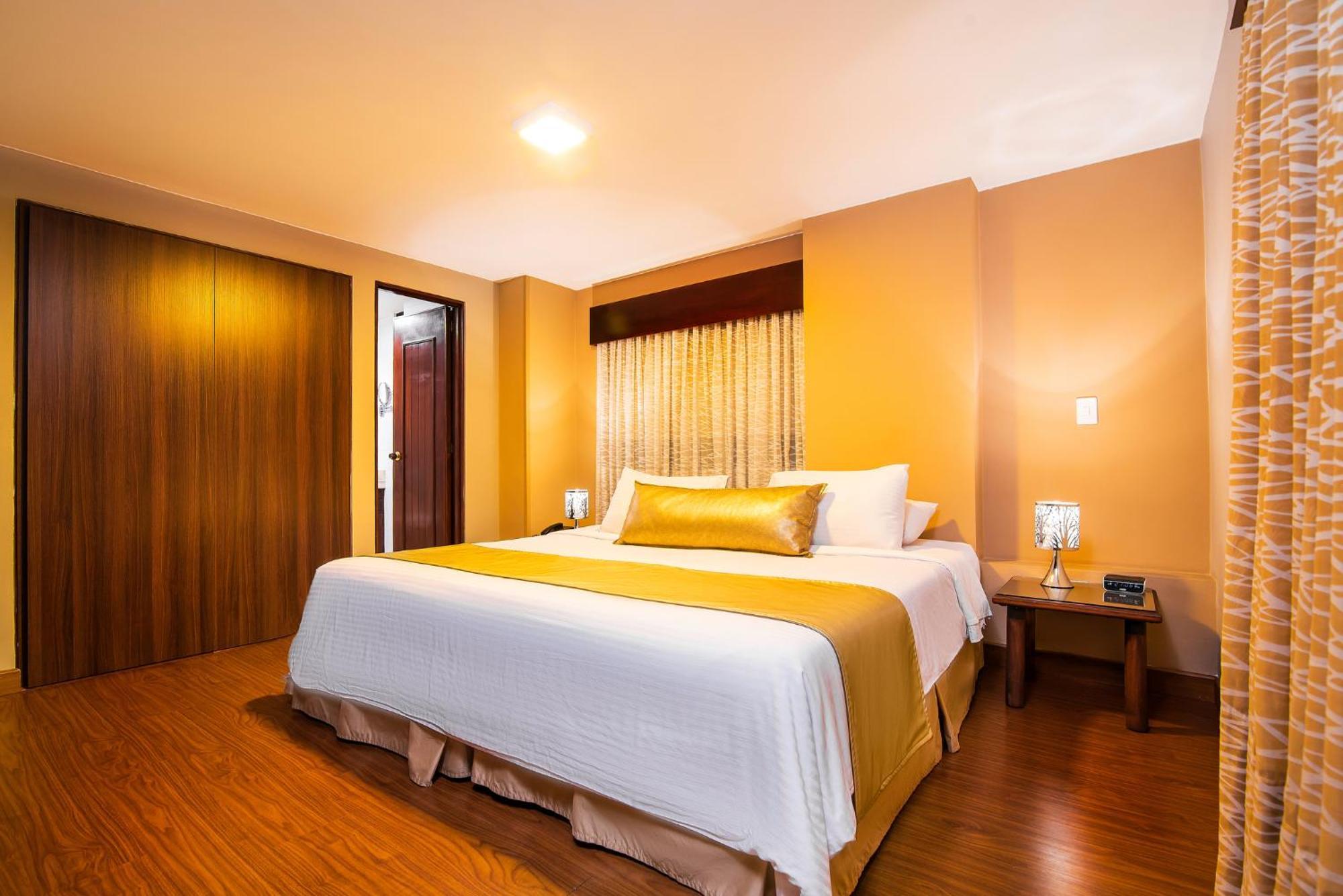 Lloyds Apartasuites Parque 93 보고타 외부 사진