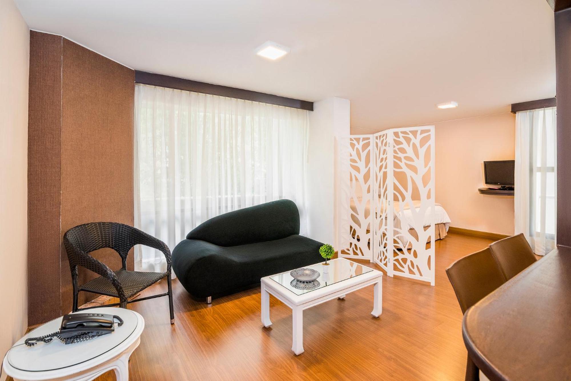 Lloyds Apartasuites Parque 93 보고타 외부 사진