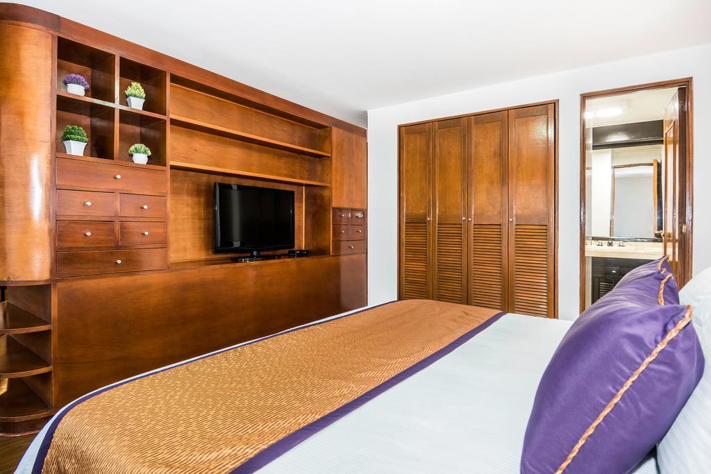 Lloyds Apartasuites Parque 93 보고타 외부 사진