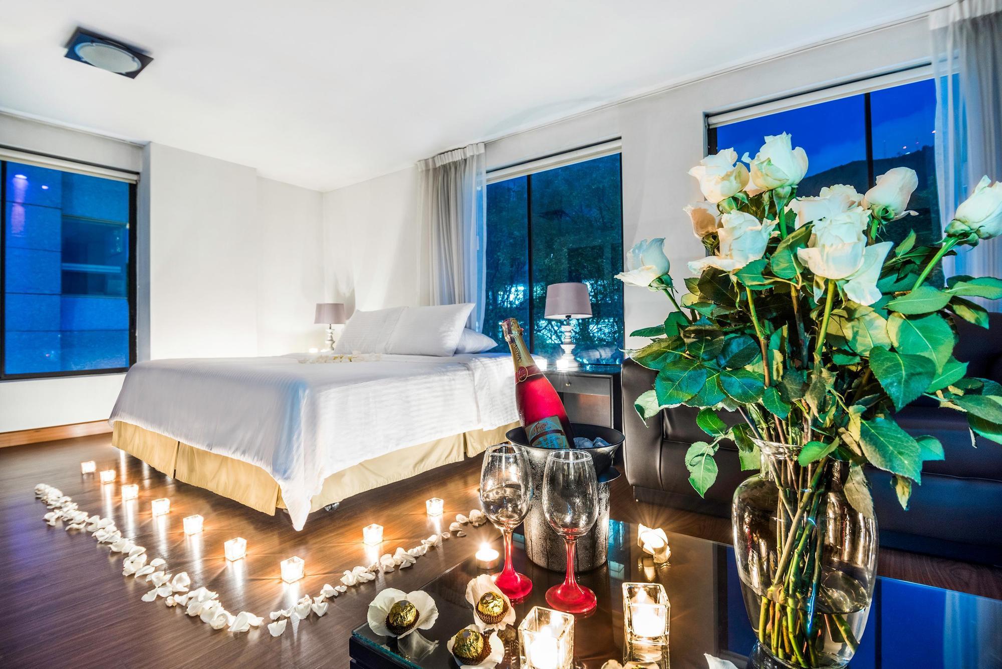 Lloyds Apartasuites Parque 93 보고타 외부 사진