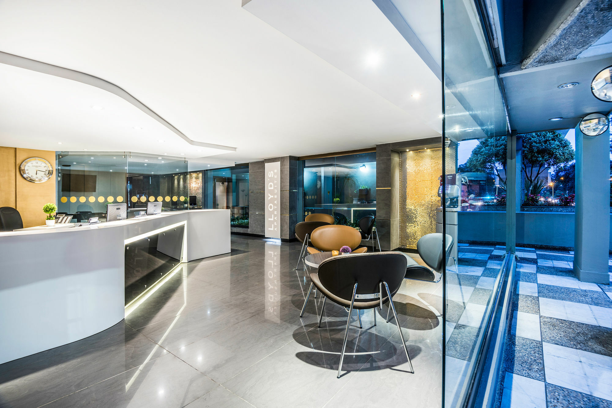 Lloyds Apartasuites Parque 93 보고타 외부 사진