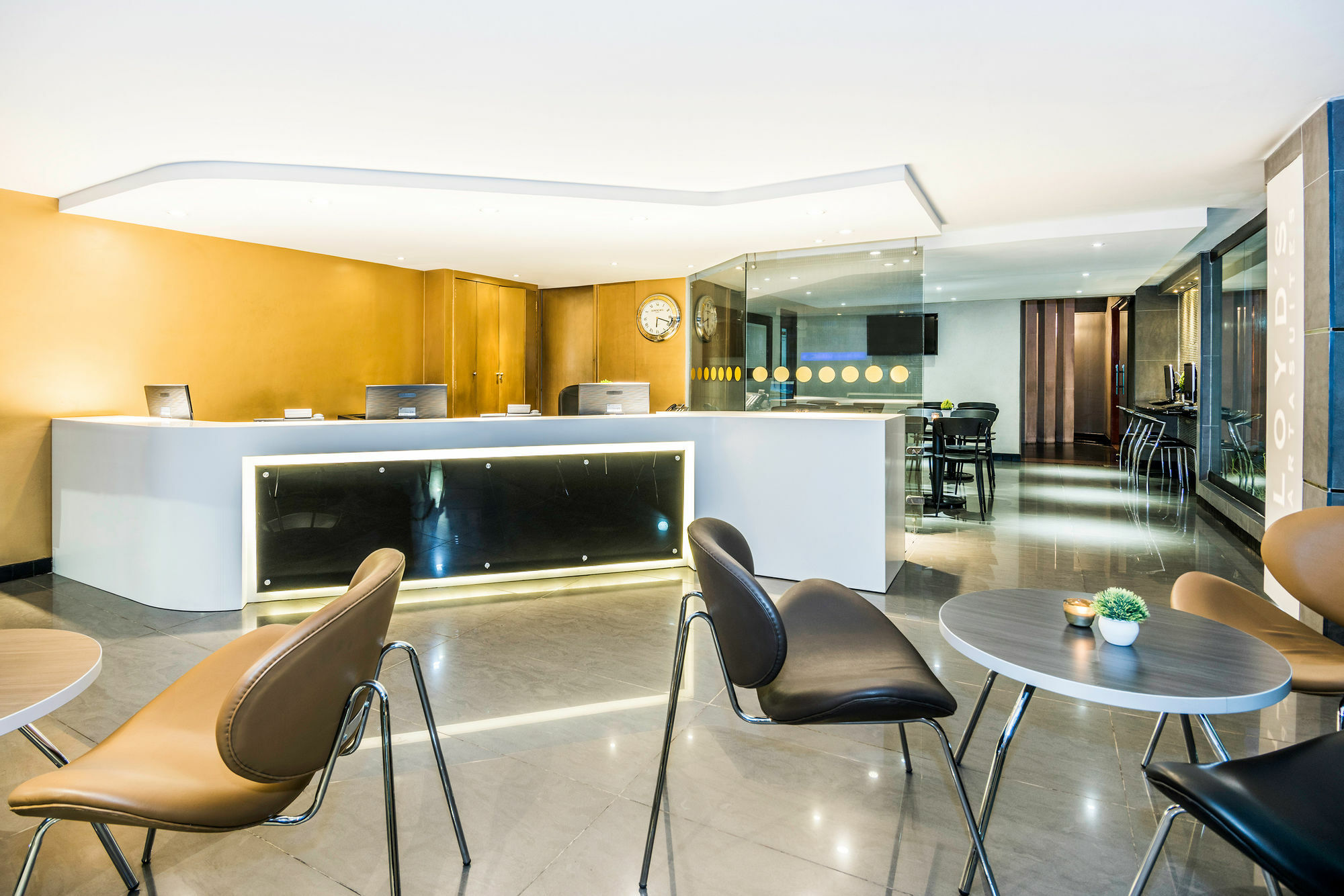 Lloyds Apartasuites Parque 93 보고타 외부 사진